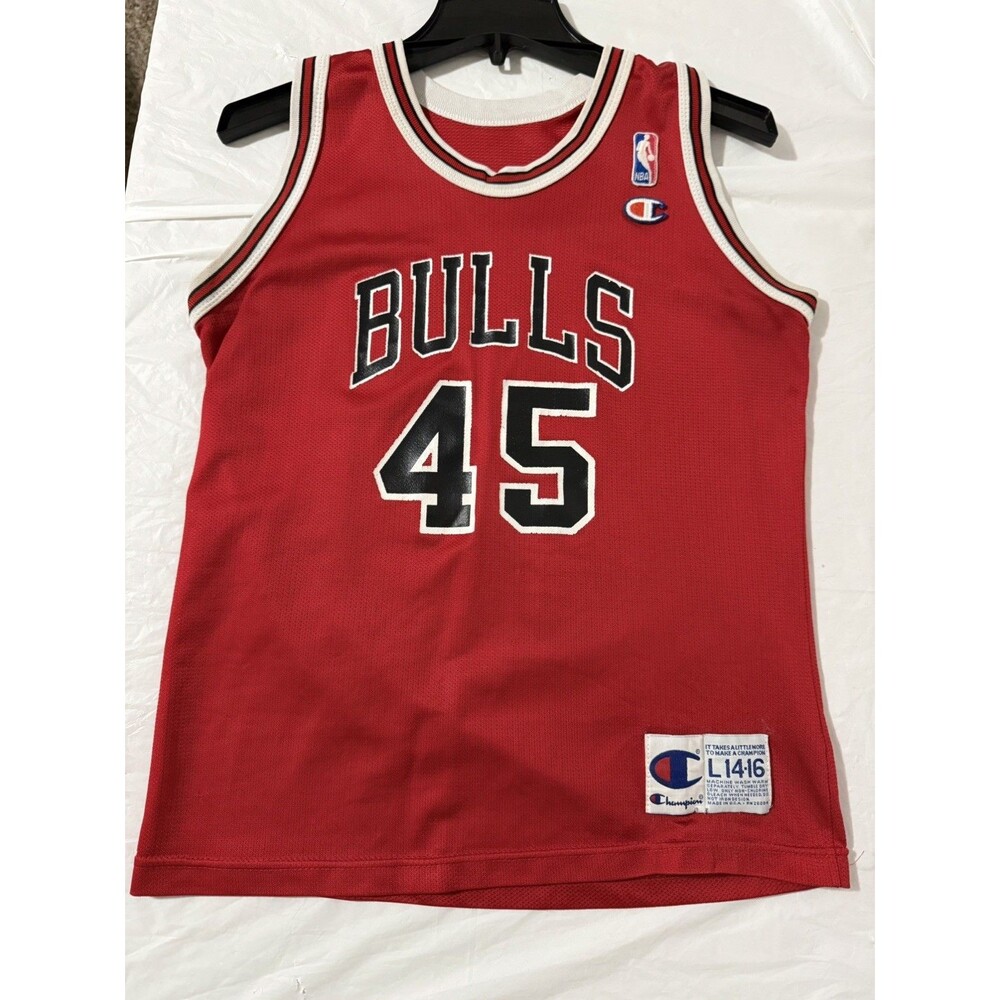 Chicago Bulls Michael Jordan #45 Champion Jersey Youth Large Red Basketball USA